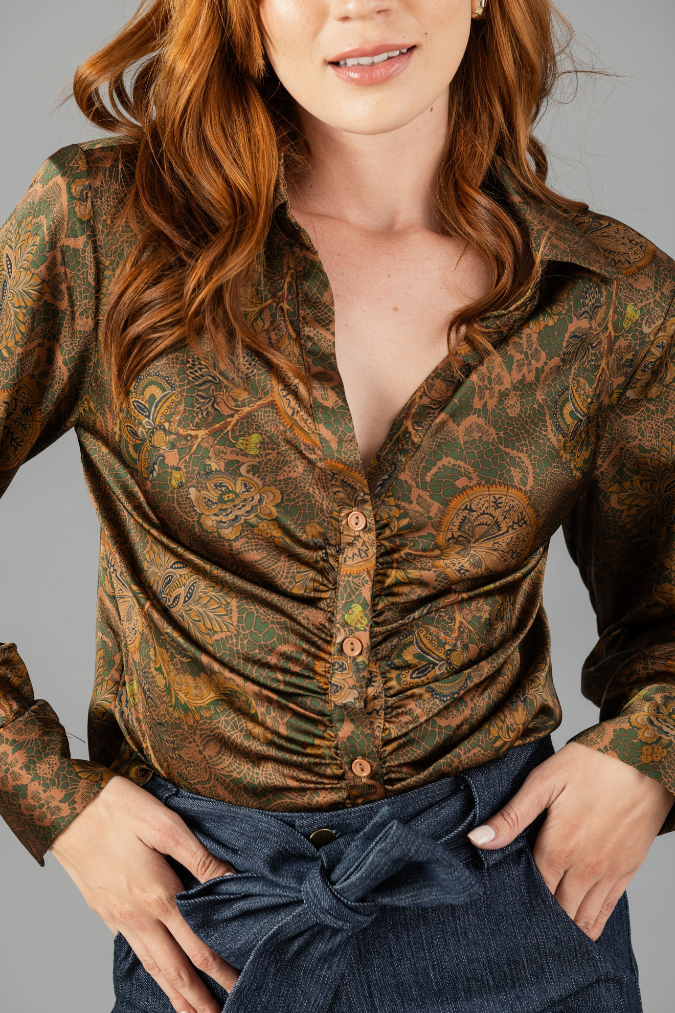 Imagen de Blusa Camisera Satin Estampada Manga Larga    (Exclusiva Pagina)