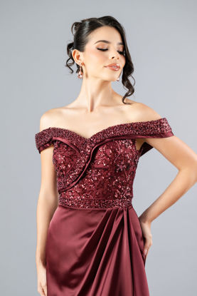 Imagen de Maxi Dress Off Shoulder, Detalle Vuelo Falda
