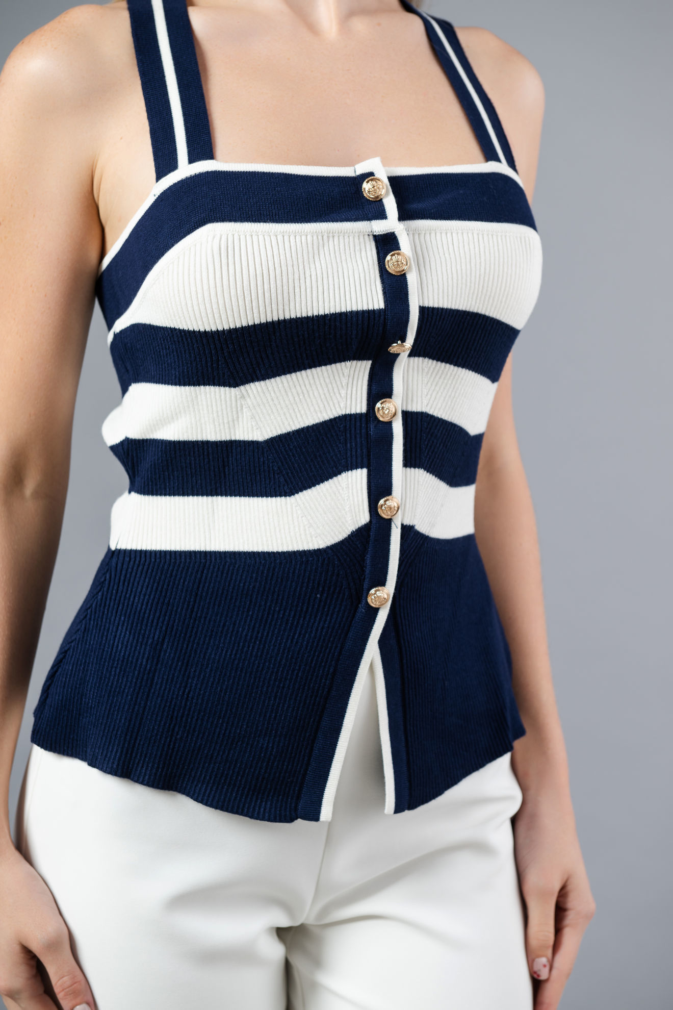 Imagen de Blusa En Rayas Espalda Descubierta