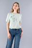 Imagen de Blusa Detalle Flores Relieve