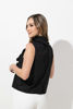 Imagen de Blusa Cuello Alto Sin Mangas Flores Relieve