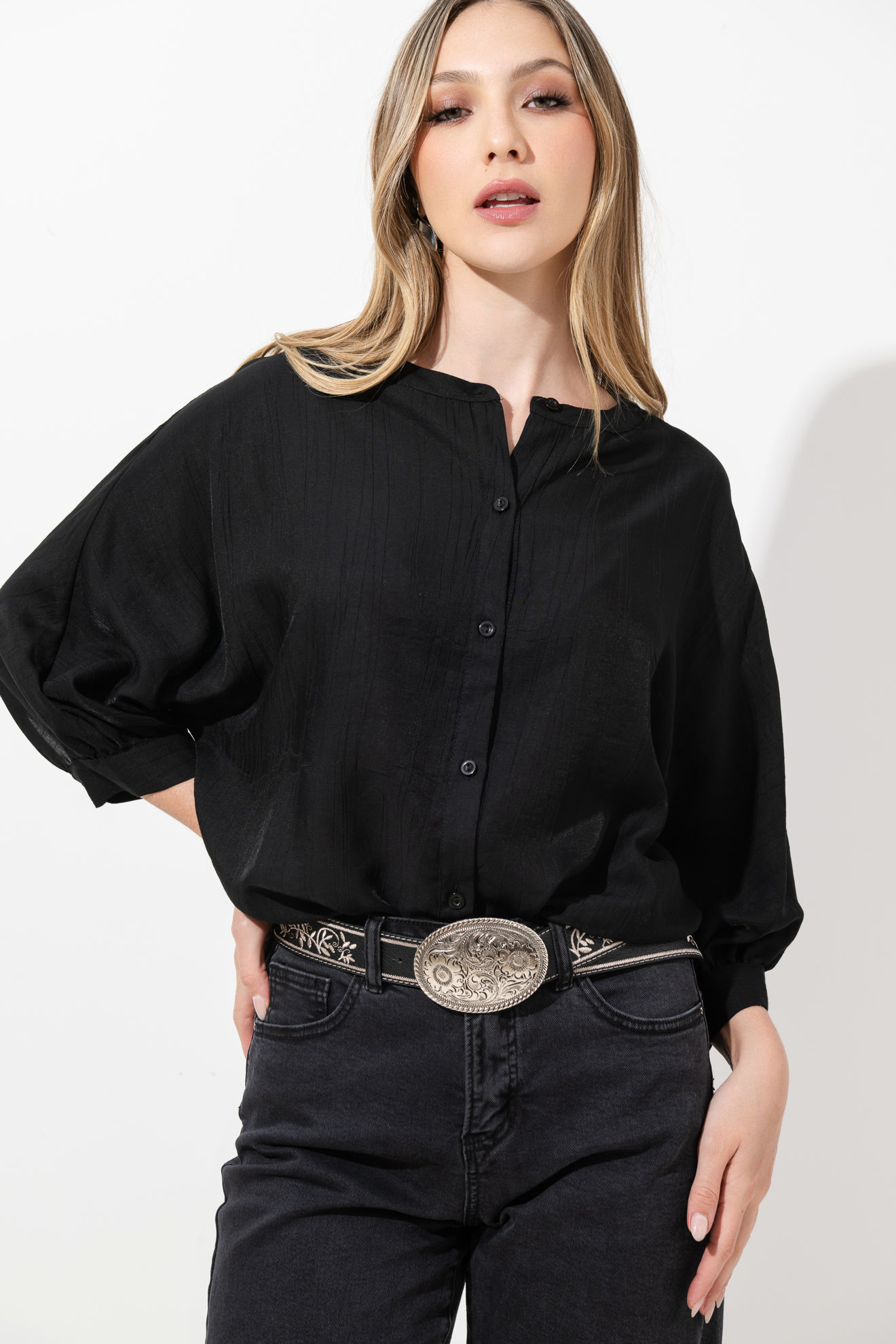 Imagen de Blusa En Rayon Cuello Chino
