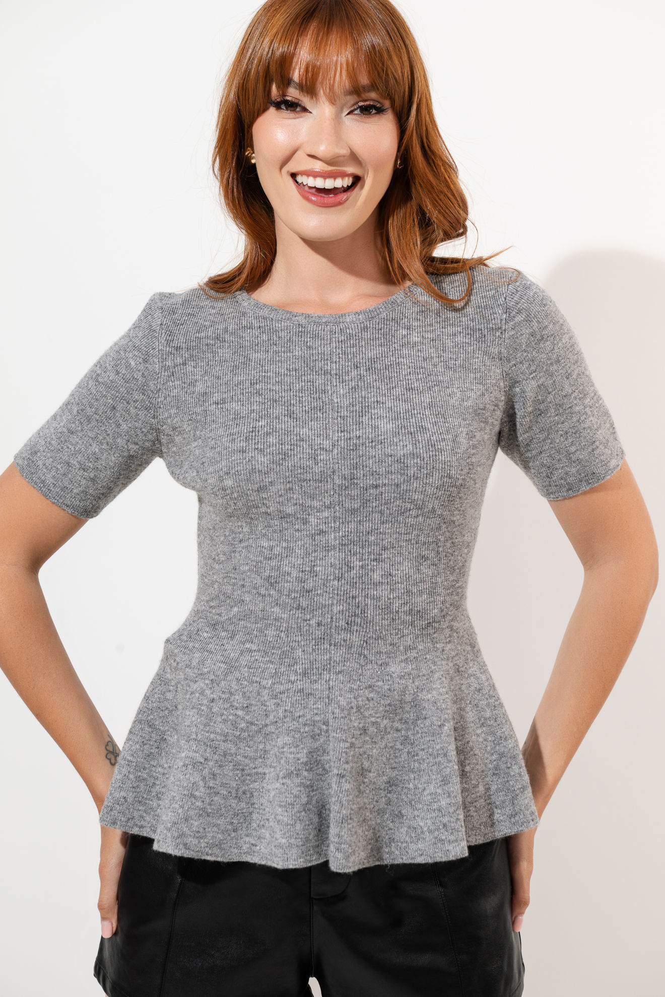 Imagen de Blusa Peplum Tejida, Manga Corta   ( Exclusiva Pagina)