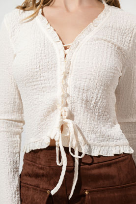 Imagen de Blusa Manga Larga Cuello V Cordon Frente