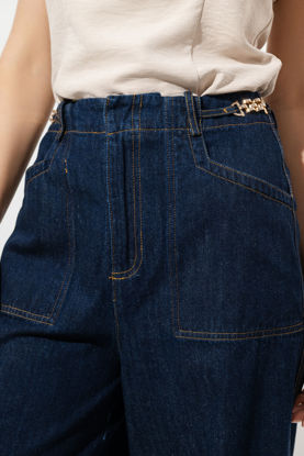 Imagen de Pantalon En Denim Con Hebillas En Cintura y Bolsa Parche