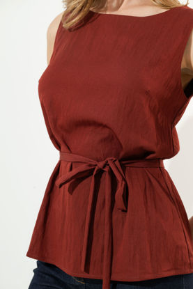 Imagen de Blusa Sin Mangas Ajuste En Cintura