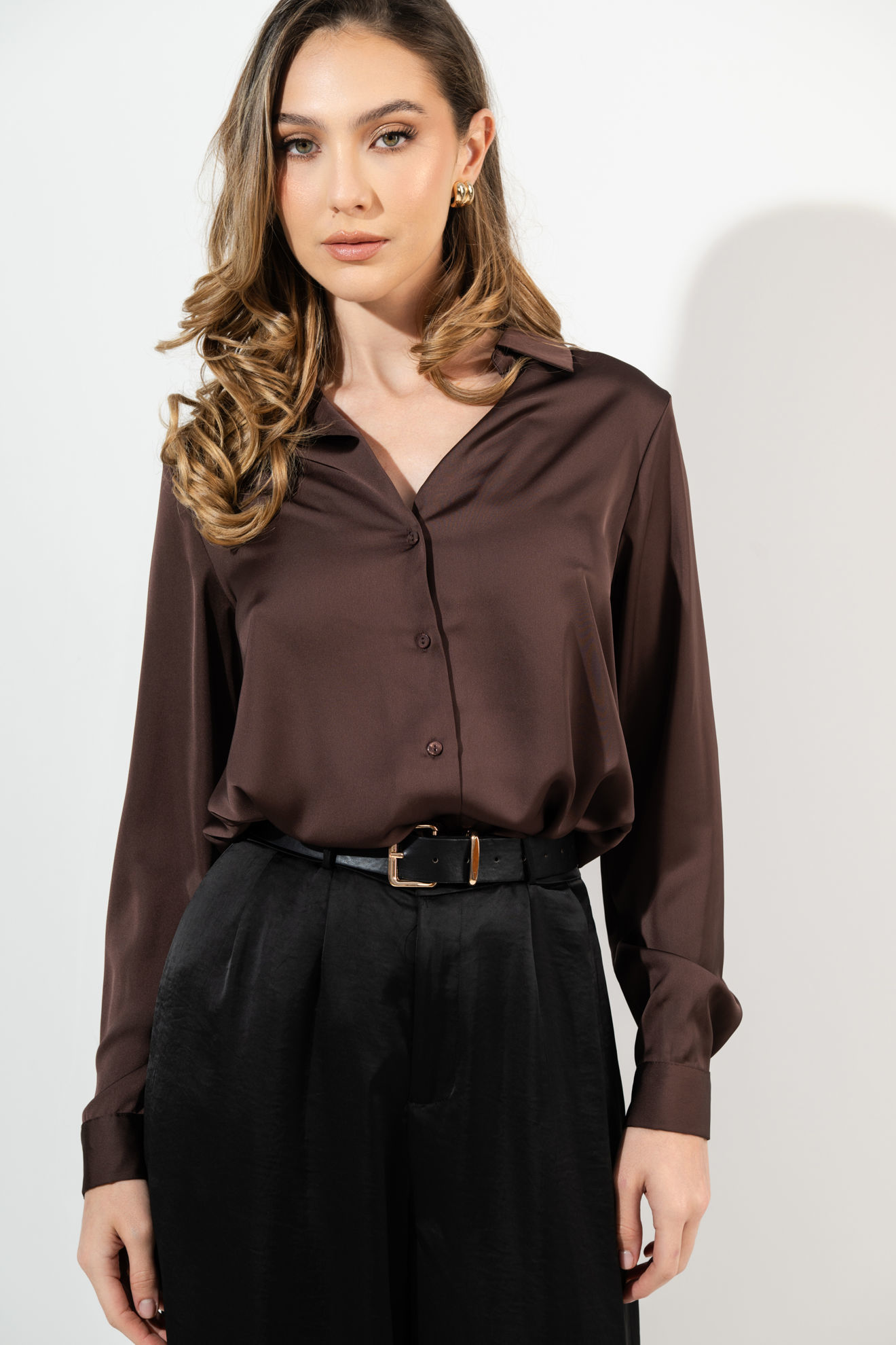 Imagen de Camisera En Satin Manga Larga