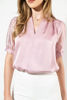 Imagen de Blusa En Satin Cuello V Detalle Collar