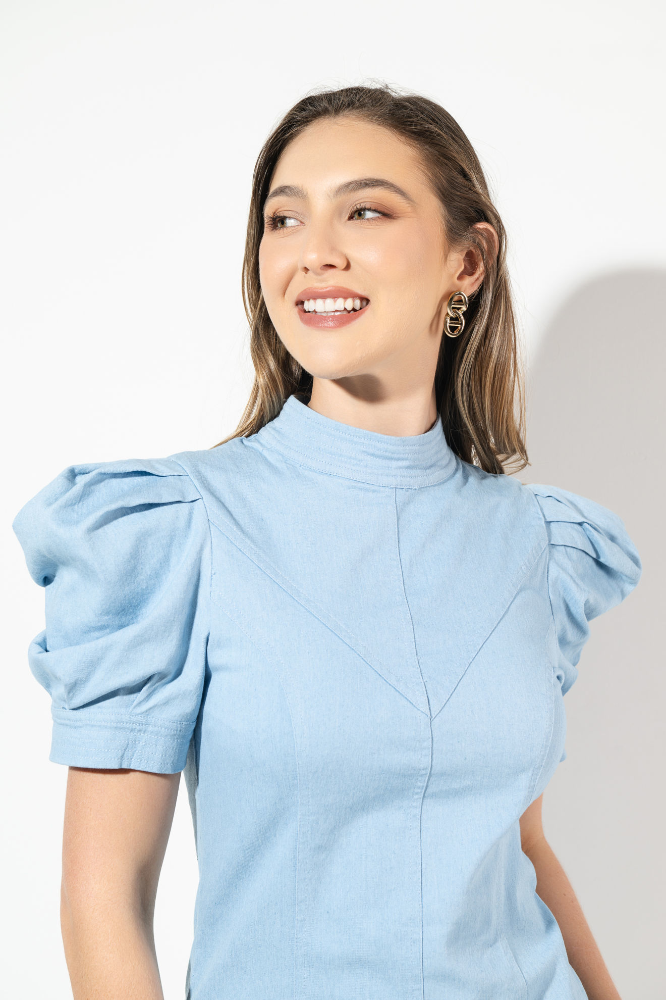 Imagen de Vestido En Denim Cuello Alto