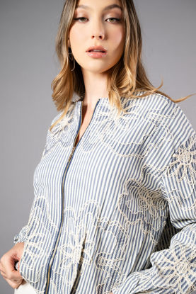 Imagen de Jacket Zipper En Rayas Con Bordado
