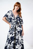 Imagen de Jumpsuit En Rayon Estampado Cuello V
