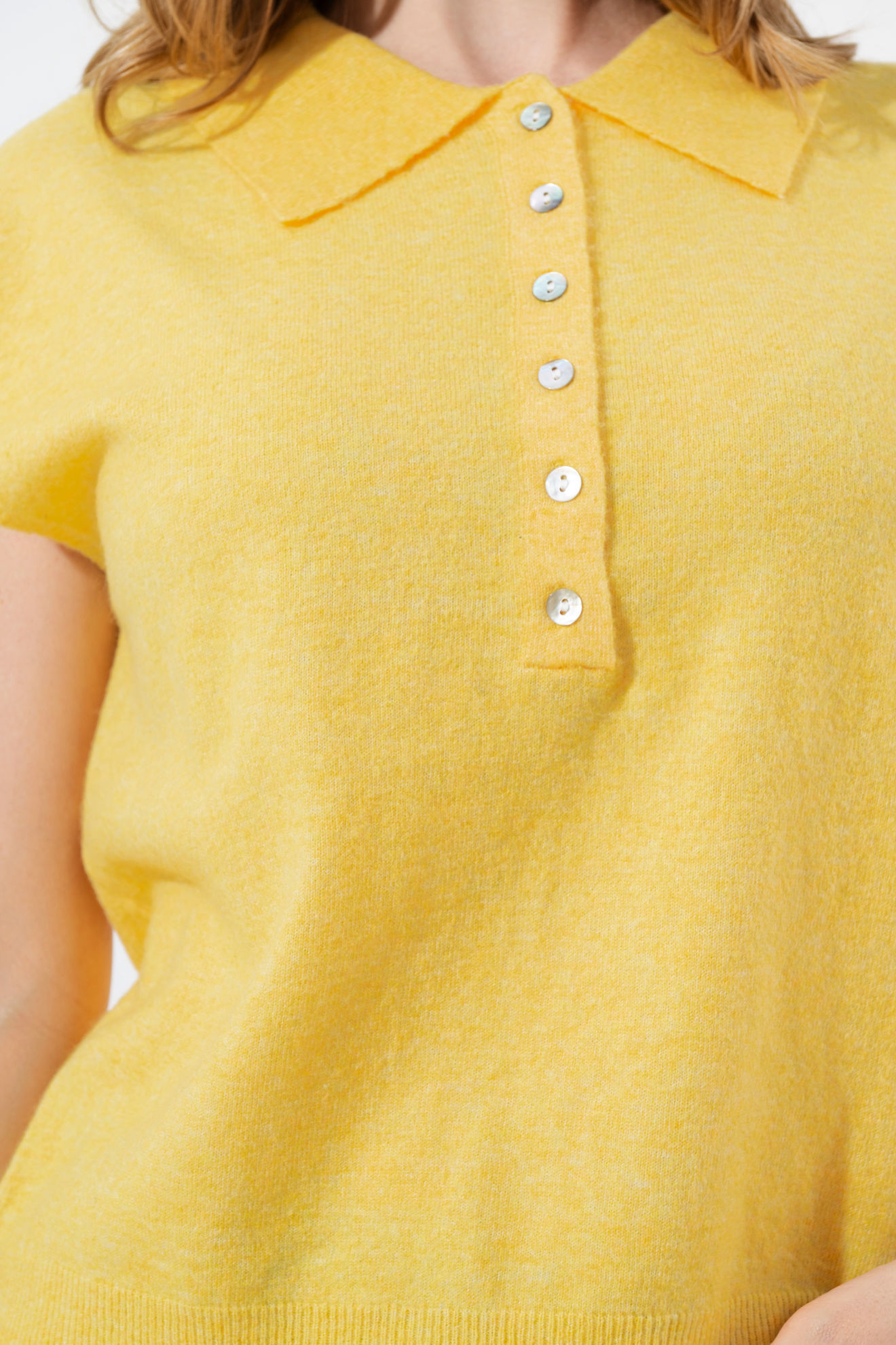 Imagen de Blusa Tejida Botones Frente