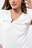 Imagen de Blusa Basica Detalle Accesorio Cuello