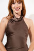 Imagen de Vestido En Satin Cuello Alto, Espalda Descubierta