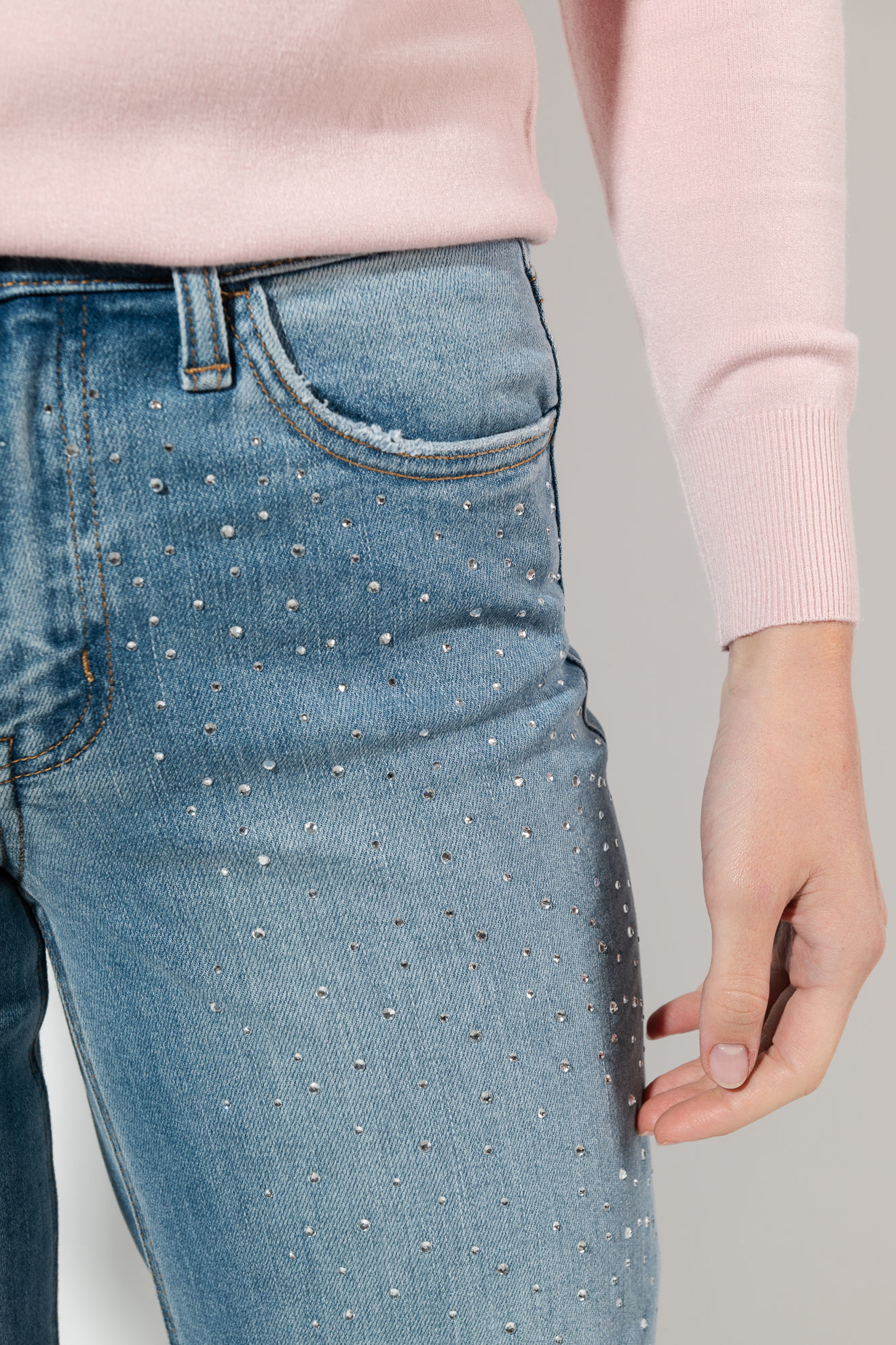 Imagen de High Rise Straight Leg Jeans Con Brillo   ( Exclusivo Pagina)
