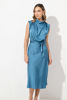 Imagen de Vestido En Satin Cuello Alto