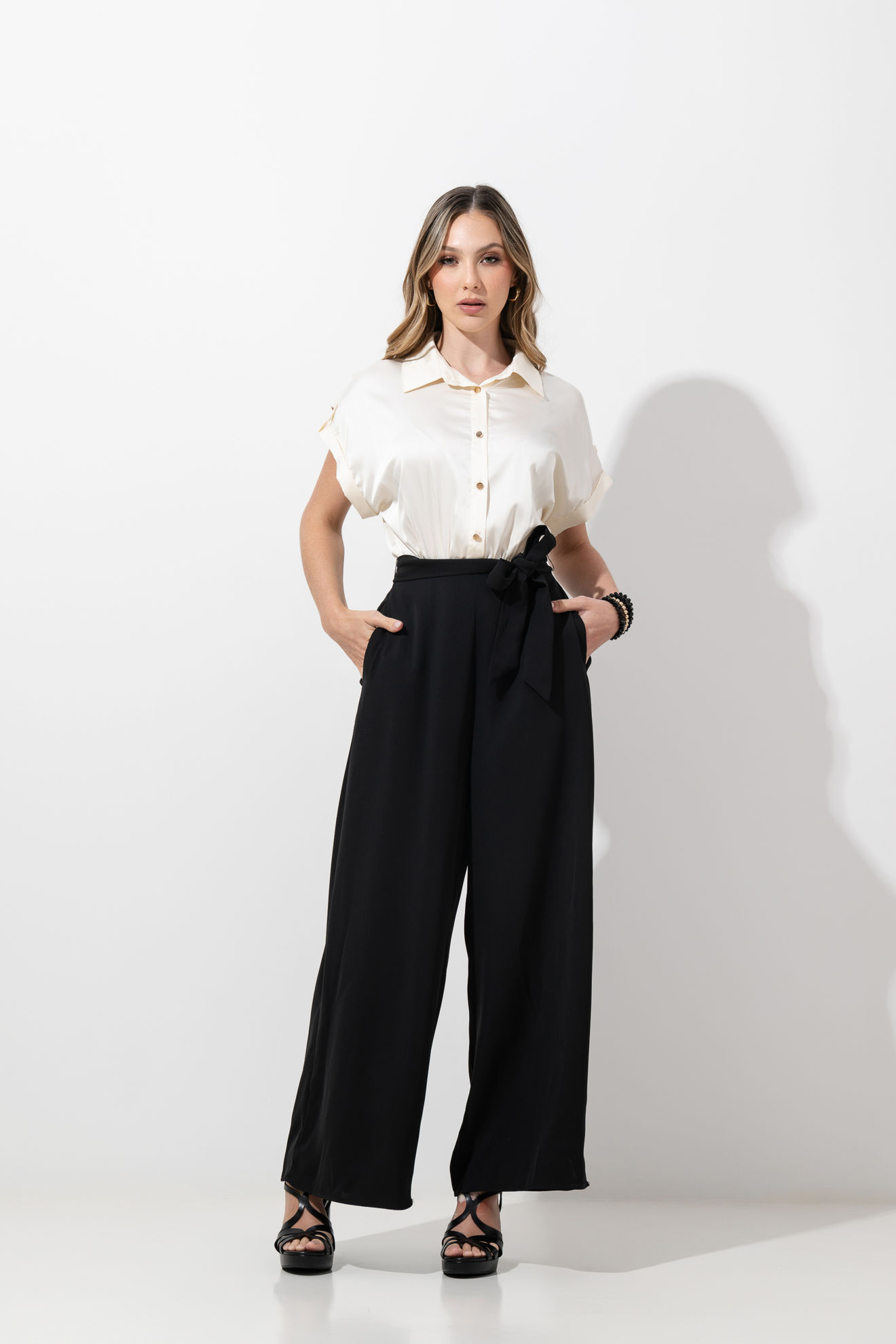 Crema/ Negro