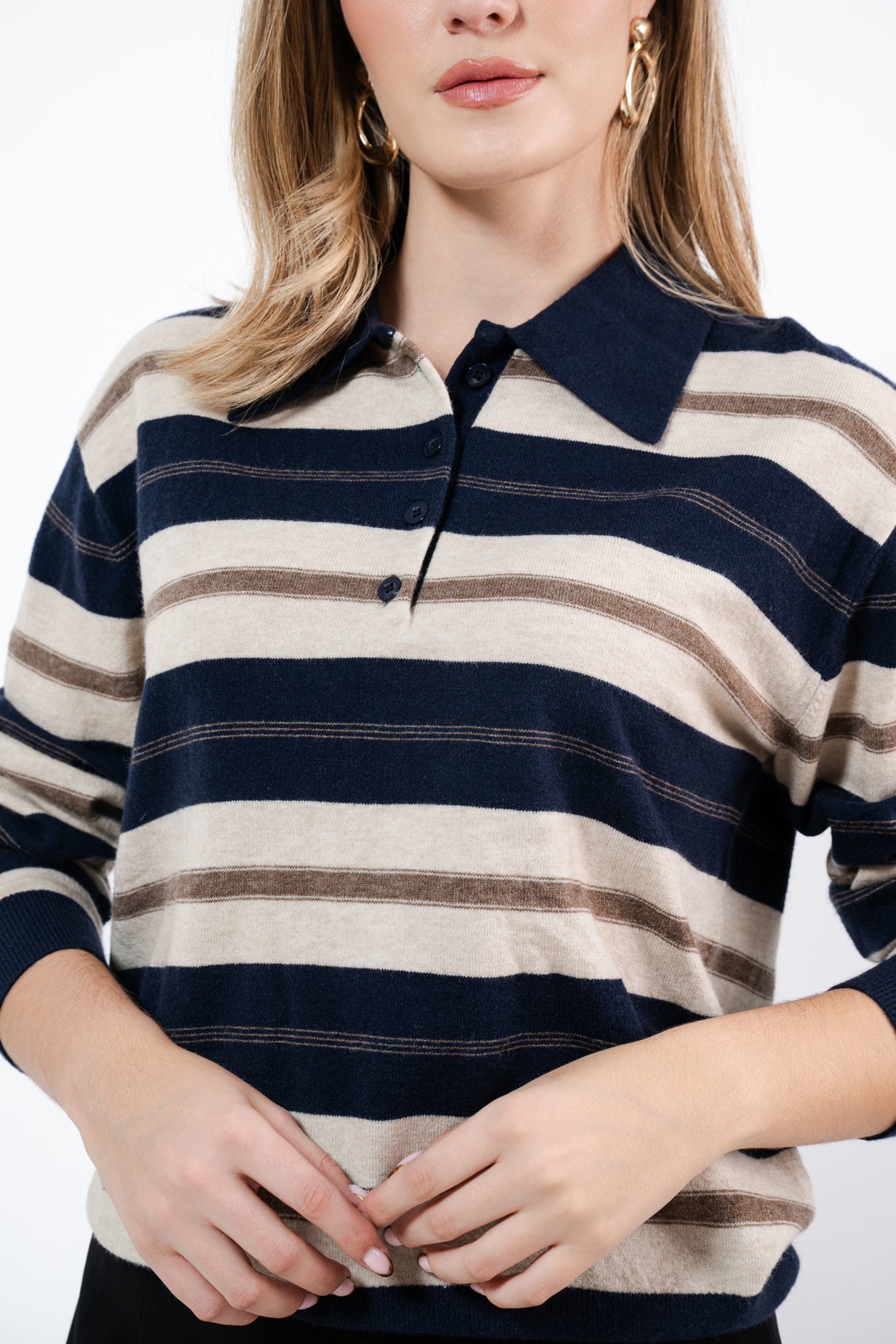 Imagen de Blusa En Rayas Manga Larga Cuello Polo