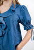 Imagen de Blusa En Denim Alforzas Y Vuelo Cuello