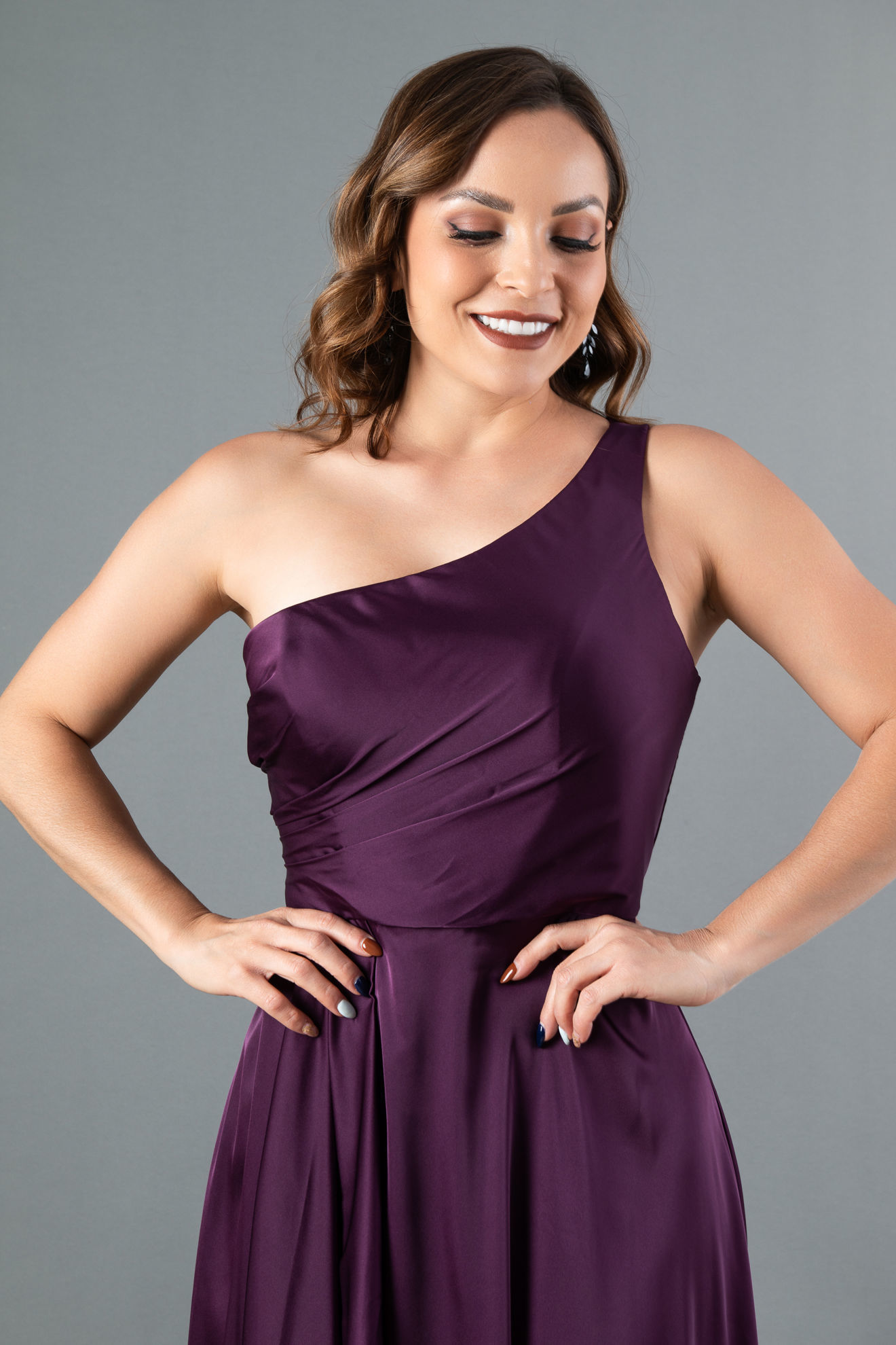 Imagen de Maxi Dress Un Hombro En Satin Falda Amplia